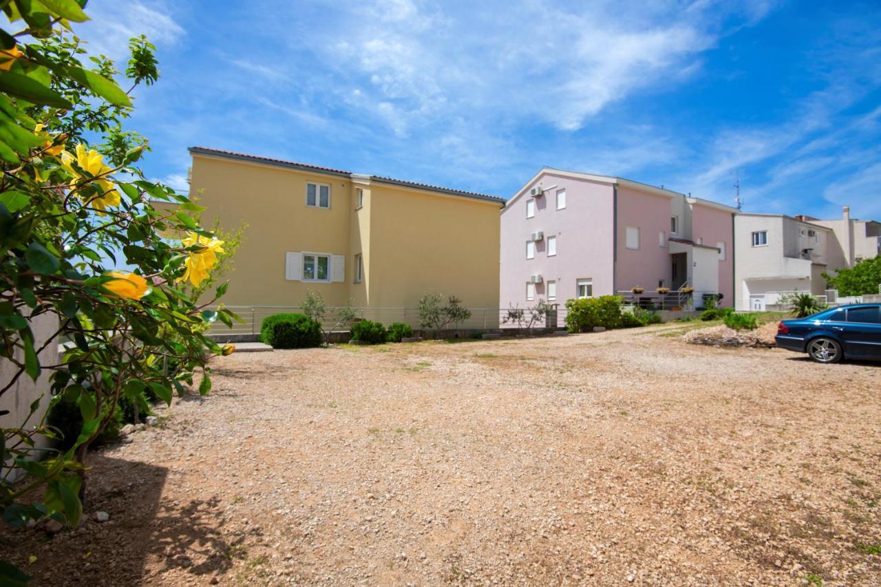 Apartment With Free And Private Parking Makarska Eksteriør bilde