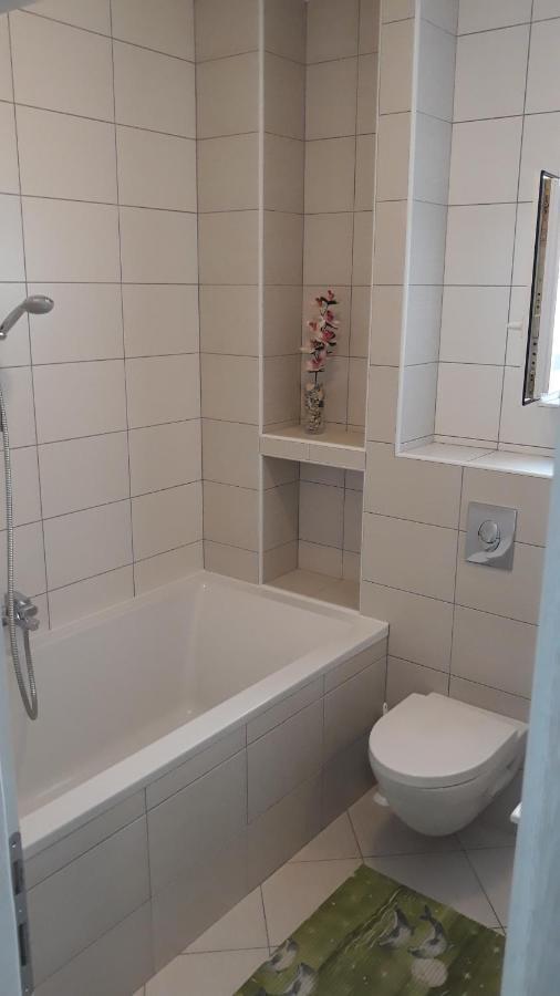 Apartment With Free And Private Parking Makarska Eksteriør bilde