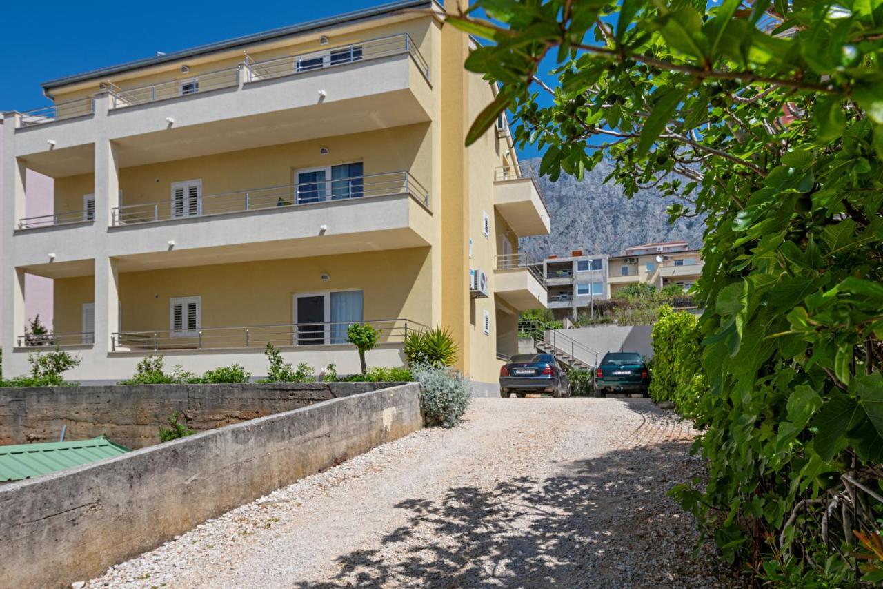 Apartment With Free And Private Parking Makarska Eksteriør bilde
